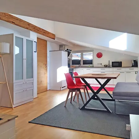 Apartment Na-home *