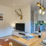 Na-home アパート キッツビュール